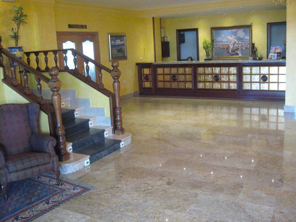 Hotel Restaurante San Roque Medina del Campo Kültér fotó